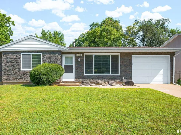 4049 W Hillmont Rd, Peoria, IL 61615