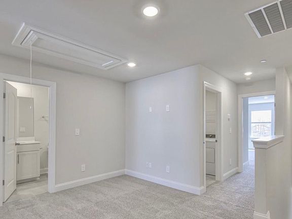 3rd image of 105 Ciara Pl #D