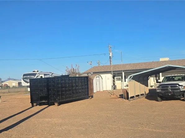 12695 S Yavapai Dr, Topock, AZ 86436
