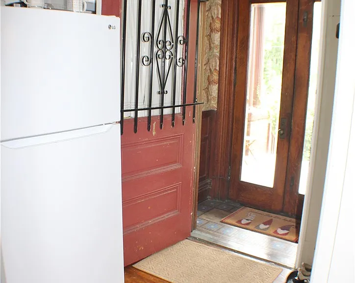 708 S Negley Ave #1 — Photo 23