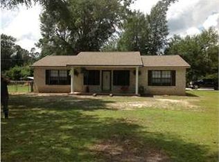 10111 Chumuckla Springs Rd, Jay, FL 32565