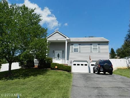 2nd image of 536 Lewis St