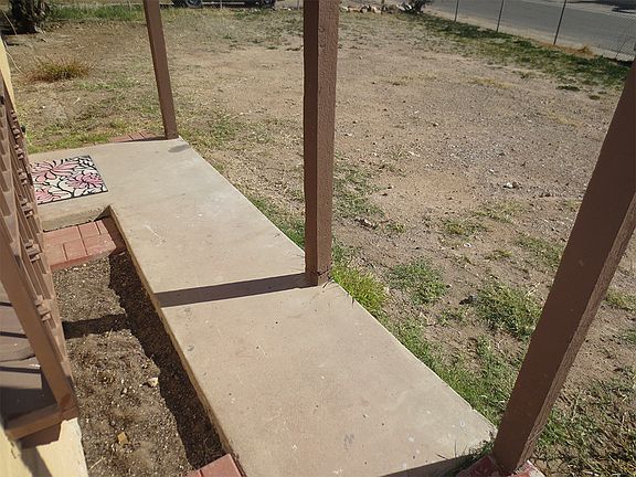 4th image of 718 W Calle Medina