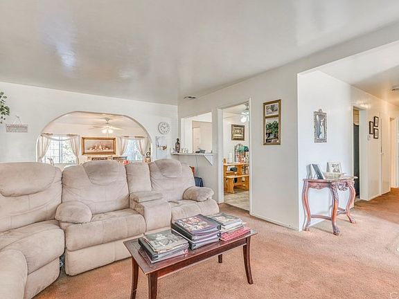 4th image of 9521 Vancouver Dr