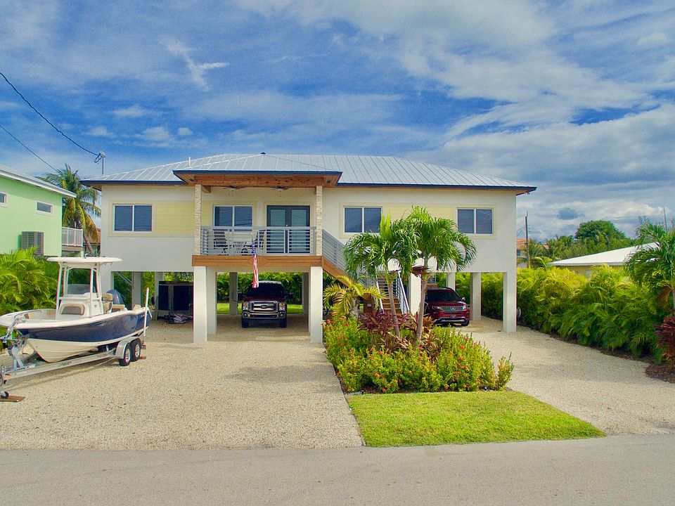 1st image of 524 Avenida Primiceria