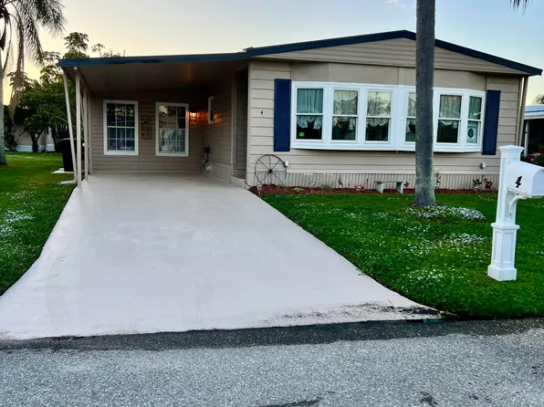 4 Montilla Way, Port St Lucie, FL 34952