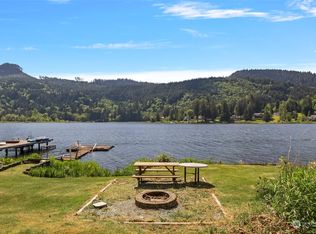 19040 Sulfer Springs Rd, Mount Vernon, WA 98274