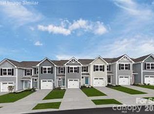 3905 15th Street Dr, Hickory, NC 28601