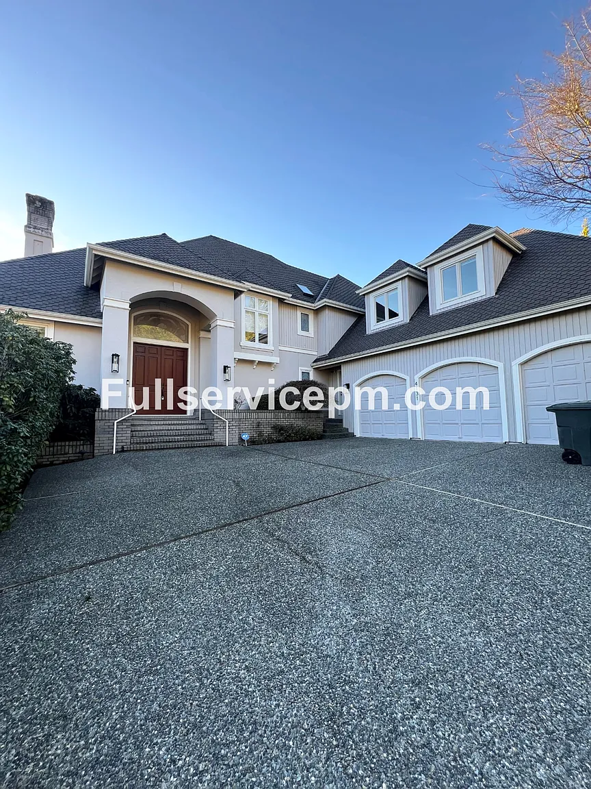 4131 205th Ave SE photo 1