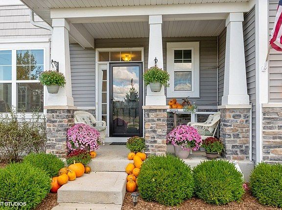 Relax and sit a while!