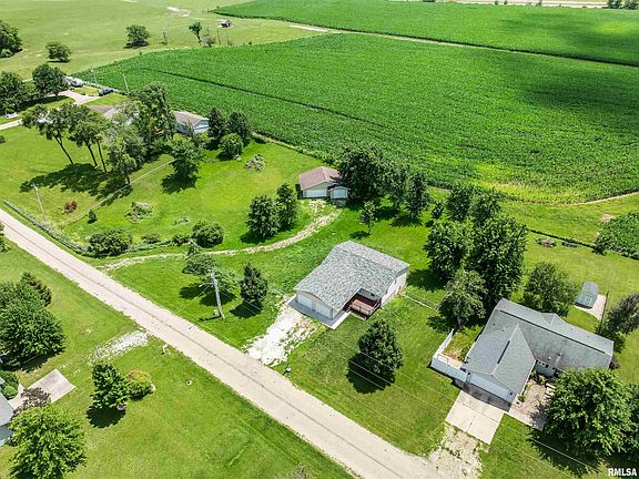 5th image of 113 Hill Crest Dr