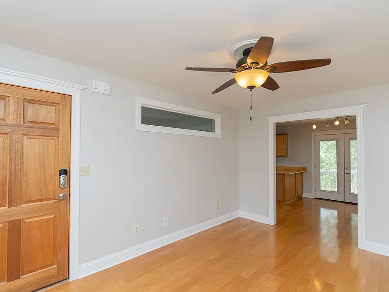 1511 Jefferson St #B — Photo 28
