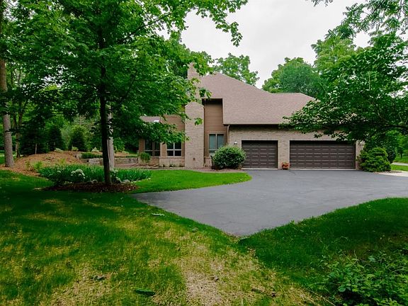 4th image of 1335 Towsley Ln
