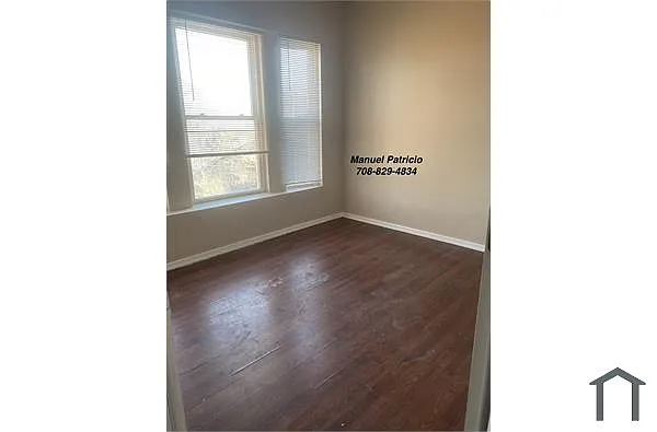 Building Photo - 5113 S Indiana Ave #3