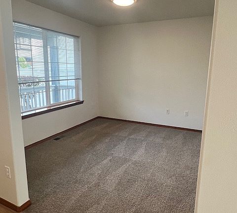 4th image of 6308 36th St NE