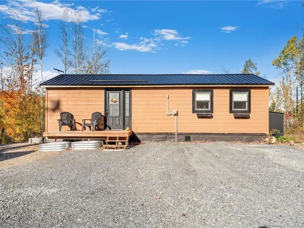 59 Barker Ln, Kingsclear, NB E6K 4B3