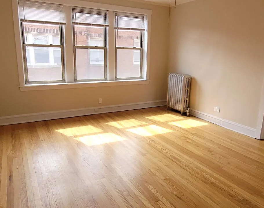 2342 W Touhy Ave #3A
