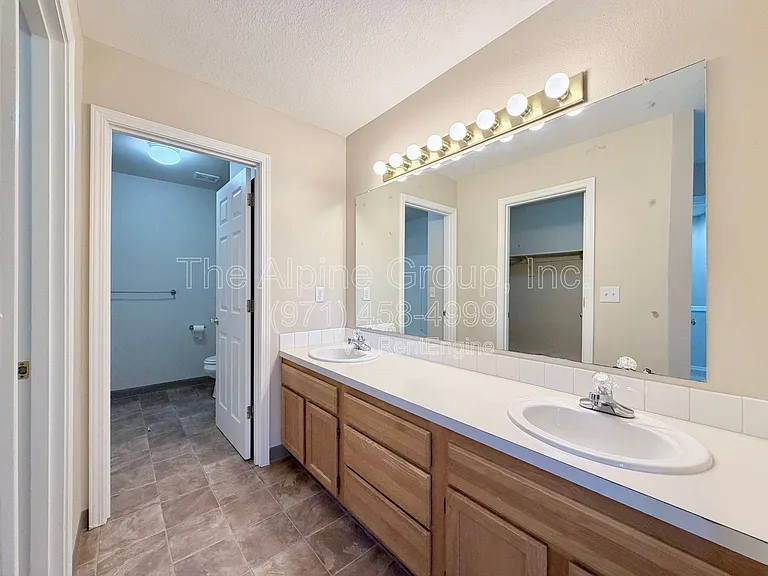 3986 SW Pinewood Way — Photo 15