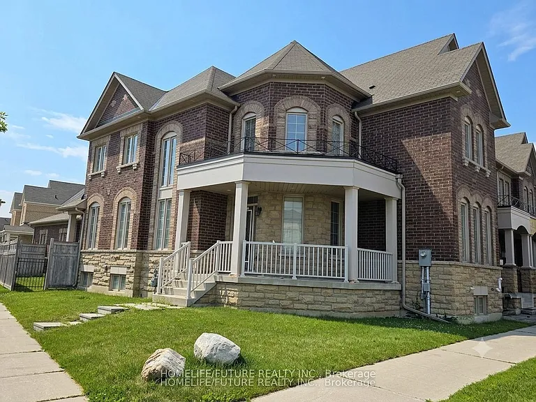 132 William Berczy Blvd — Photo 2
