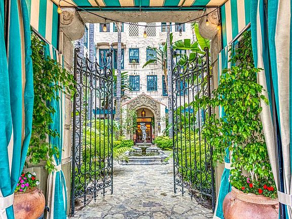 Lush Courtyard