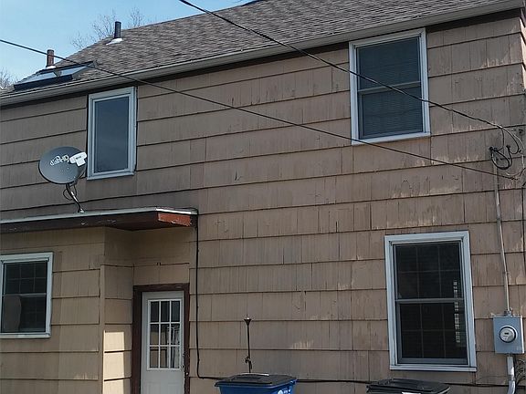 2nd image of 2635 Merrimac Blvd