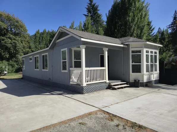 360 Myers Ave, Myers Flat, CA 95554