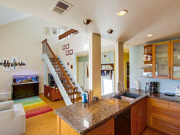 3rd image of 701 Kettner Blvd Unit 18