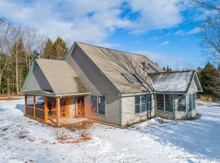 47 Hemlock Point Rd, Belgrade, ME 04917
