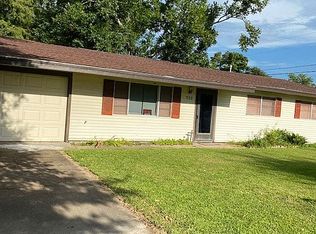 752 Avenue A, Bridge City, TX 77611