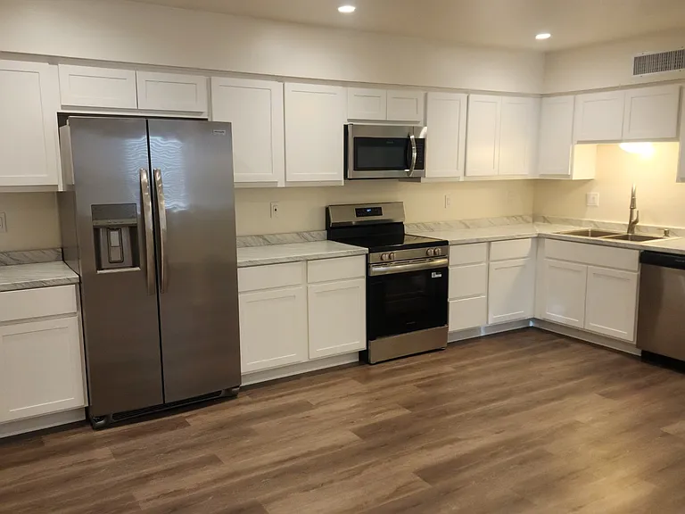 1211 W University Dr #2 — Photo 1