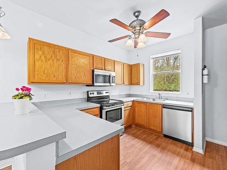 3970 SW 20th Ave #903 — Photo 4