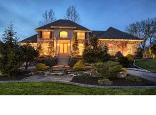 89 Glen Oley Dr, Reading, PA 19606