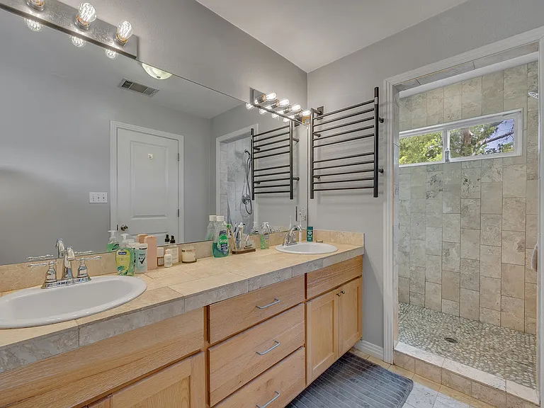 5408 Avenue F — Photo 14