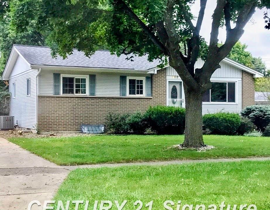 1st image of 905 Fleetwood Dr