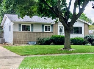 905 Fleetwood Dr, Saginaw, MI 48604