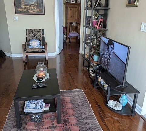4th image of 1359 Rathburn Rd E #1009