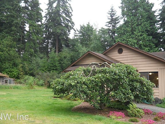 3rd image of 20707 Locust Way