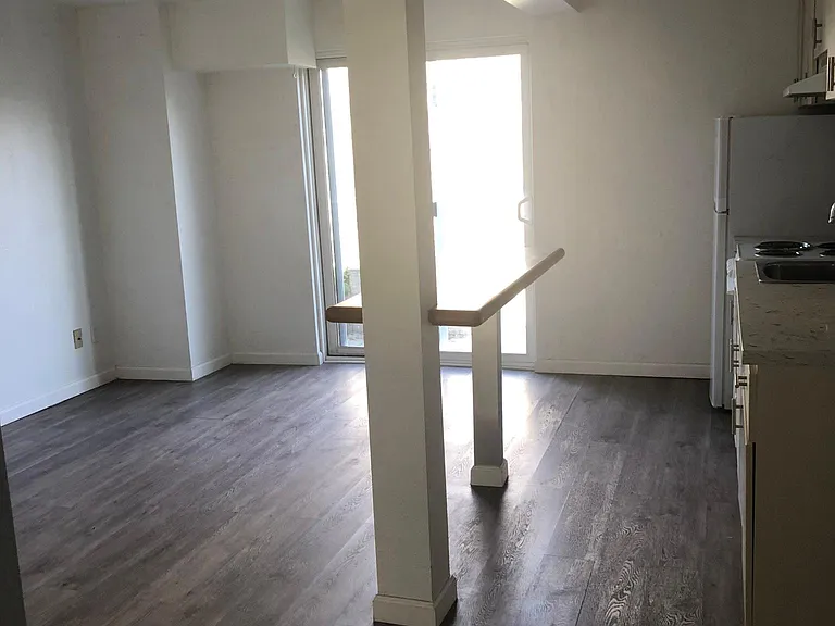 608 28th Ave — Photo 9