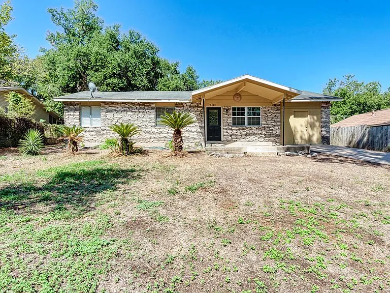 6300 Betty Cook Dr — Photo 2
