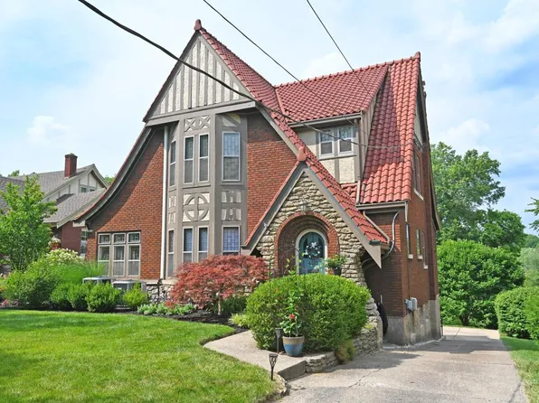 4310 Ridgeview Ave, Cincinnati, OH 45238