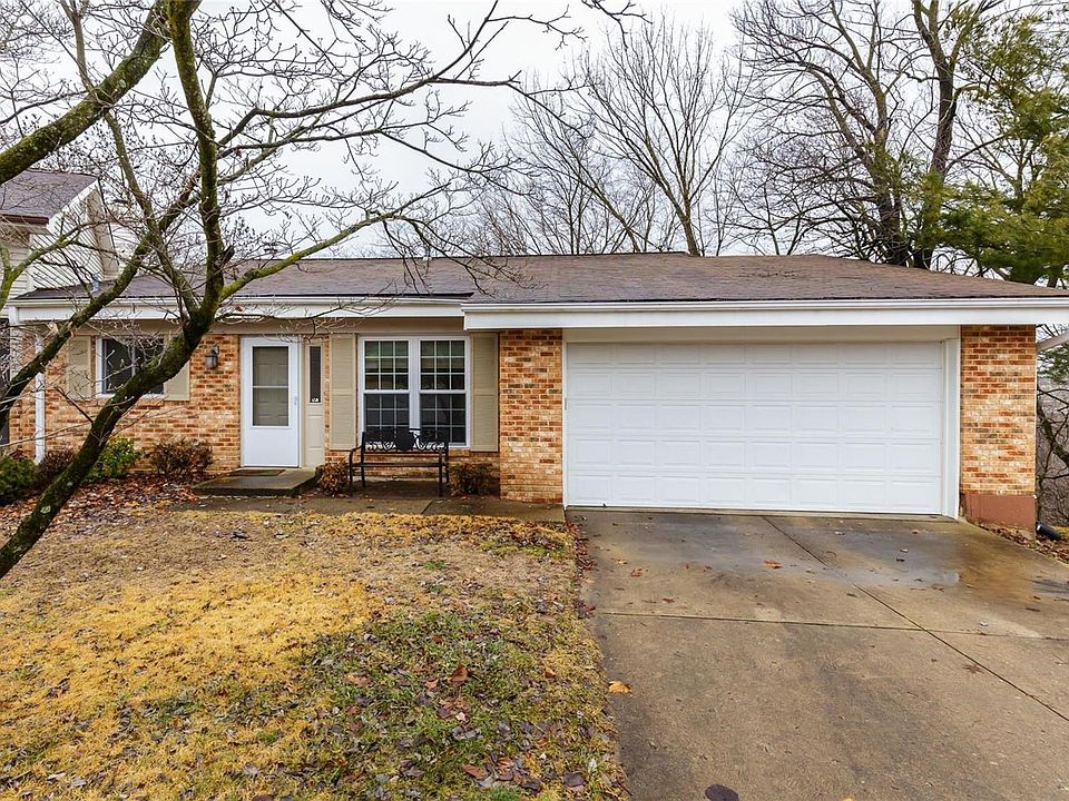 Looks like a ranch style home but once inside you will see a wonderfully spacious open floor plan with mutilevels including uppe