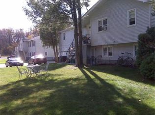 64 N Mill St APT 3, Holliston, MA 01746