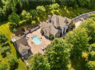 948 Little Coal River Rd, Alum Creek, WV 25003