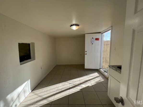 bakersfield-california-18890034 picture