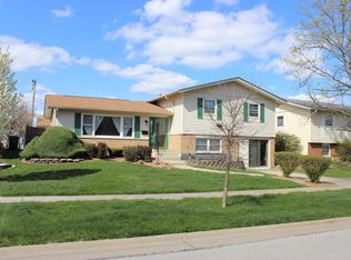 6348 El Morro Ln, Oak Forest, IL 60452