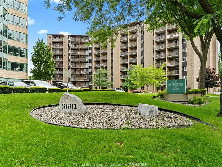 3601 Riverside Dr E #706 — Photo 28