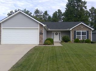 9914 Privet Dr, Fort Wayne, IN 46835