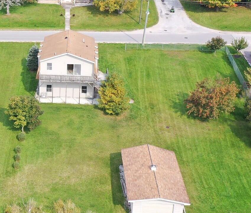 1st image of 407 & 430 E Grove St