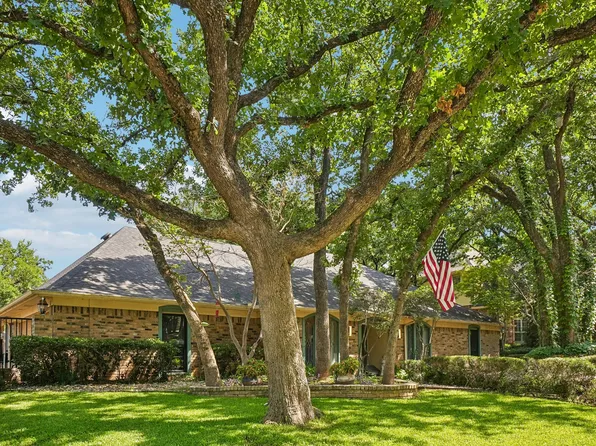 6102 Waterview Dr, Arlington, TX 76016