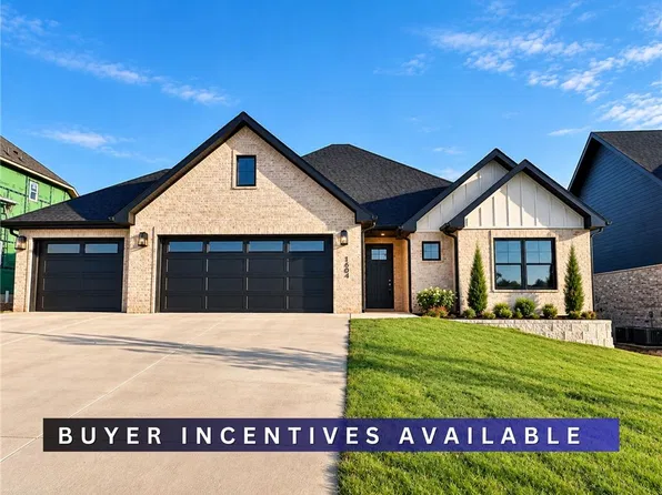 1604 Crystal Clear Ln, Cave Springs, AR 72718